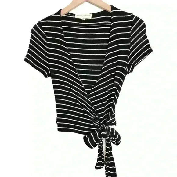 Project Social T Urban Outfitters Black White Striped Cap Sleeve Wrap Top Size S - Picture 4 of 11